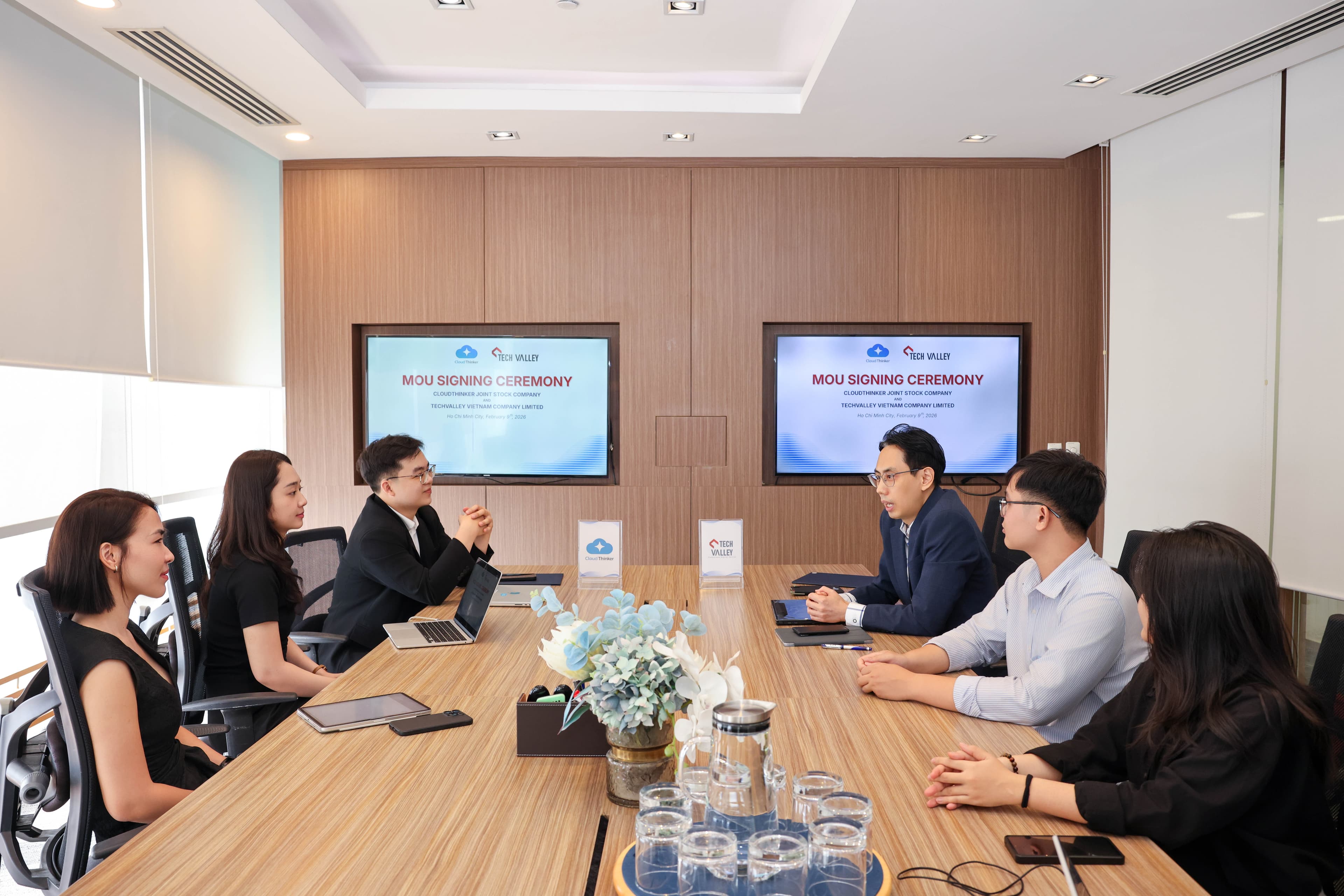 Representatives from TechValley and CloudThinker gather to celebrate a new era of AI-driven infrastructure collaboration.